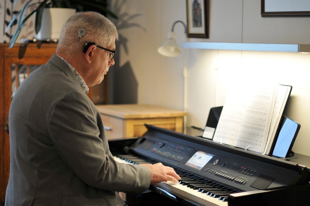 Robert playing the piano