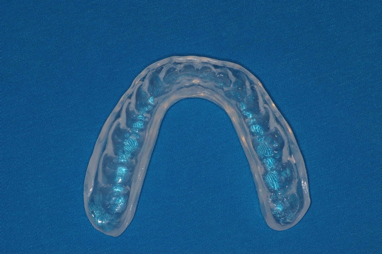Best = dental guards made by prosthedontist